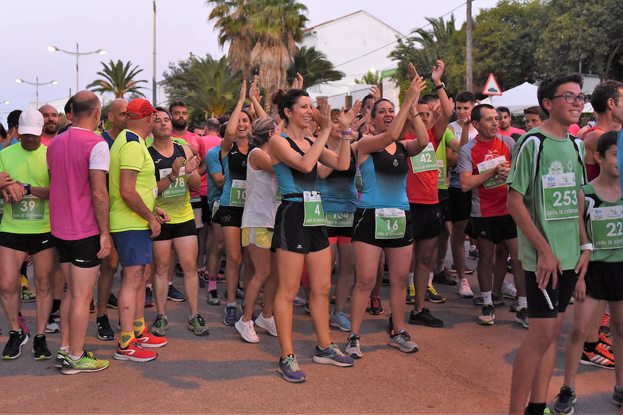 La ACS Maimona disfruta con la Nocturna y su gente