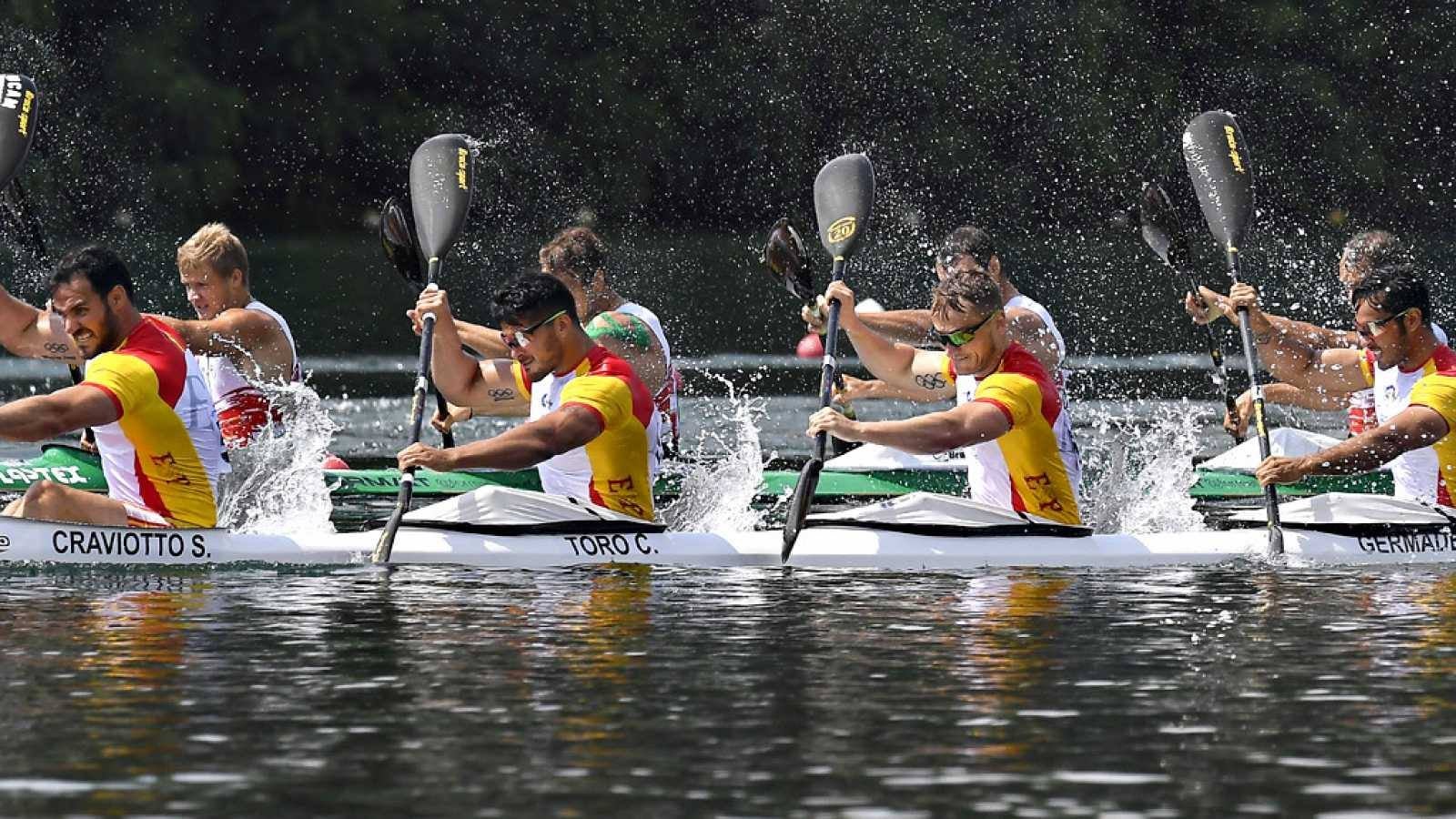 Curso gratuito de piragüismo en el pantano de la Albuera de Zafra