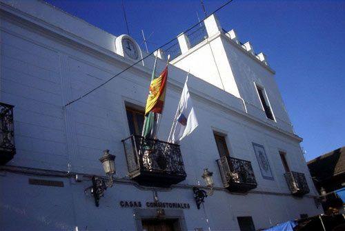 El PSOE considera éticamente incorrecto que una concejala del PP que cobra 20.000 euros solicite una compatibilidad para trabajar en la Feria de Zafra