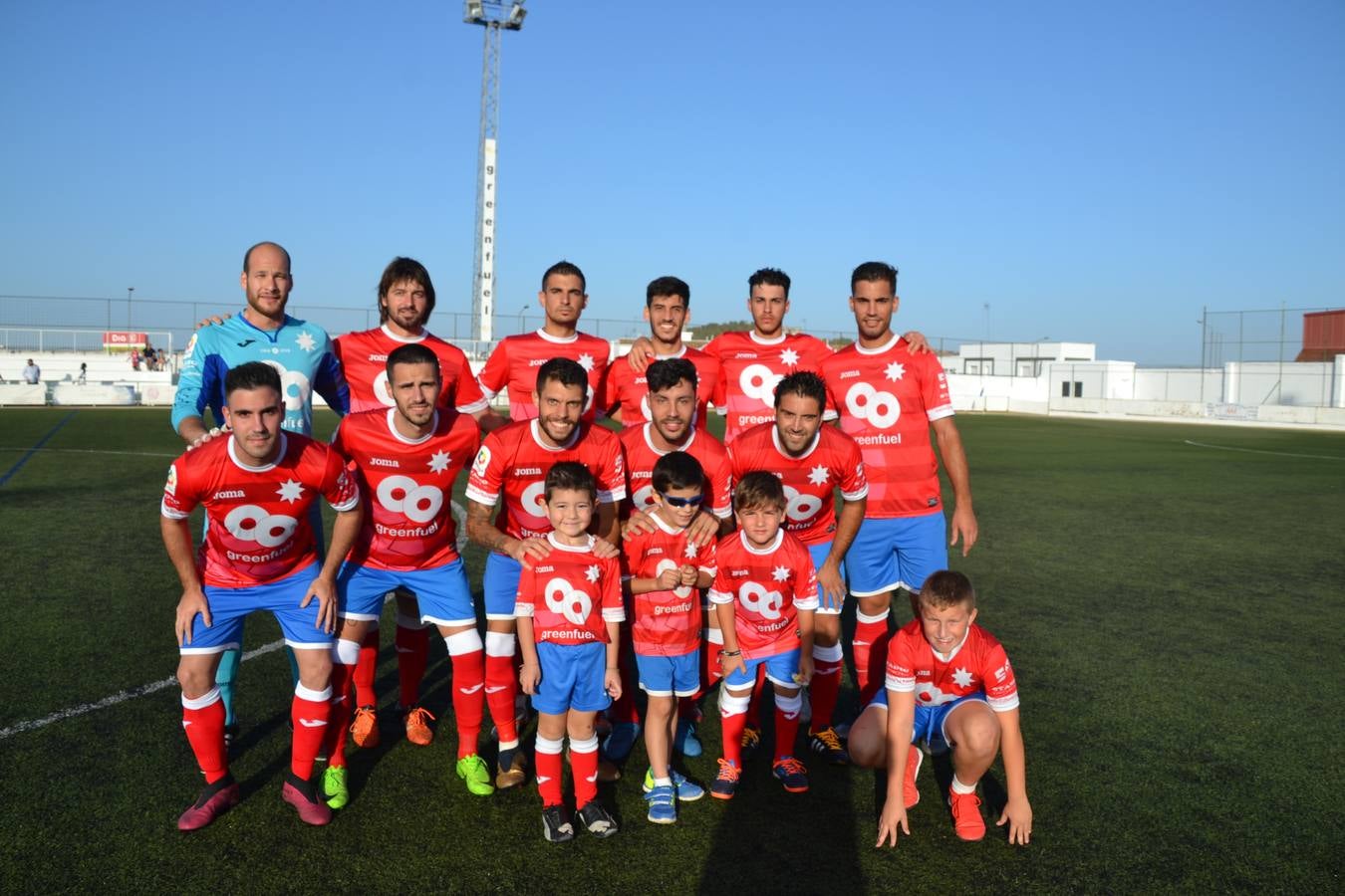 El Santa Amalia remontó dos goles de la Estrella y empató el partido