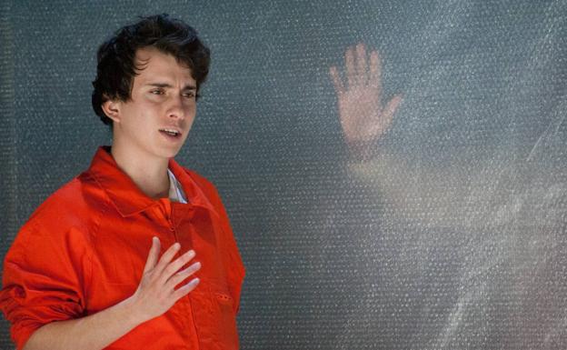Dos de las compañías de teatro referentes de Portugal llegan a Sala Guirigai
