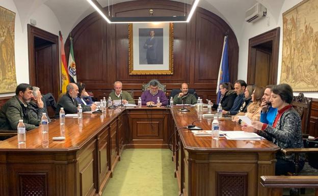 El grupo municipal del PP responde a Ciudadanos y considera que «falta a la verdad»