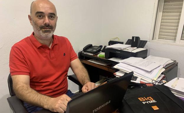 Orange invertirá en Los Santos 420.000 euros para el despliegue su red de banda ancha tras las gestiones de Juan Barrientos