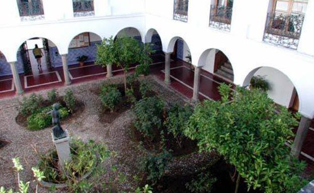 El ayuntamiento convoca cuatro puestos de trabajo a jornada completa durante un año y prorrogables a dos