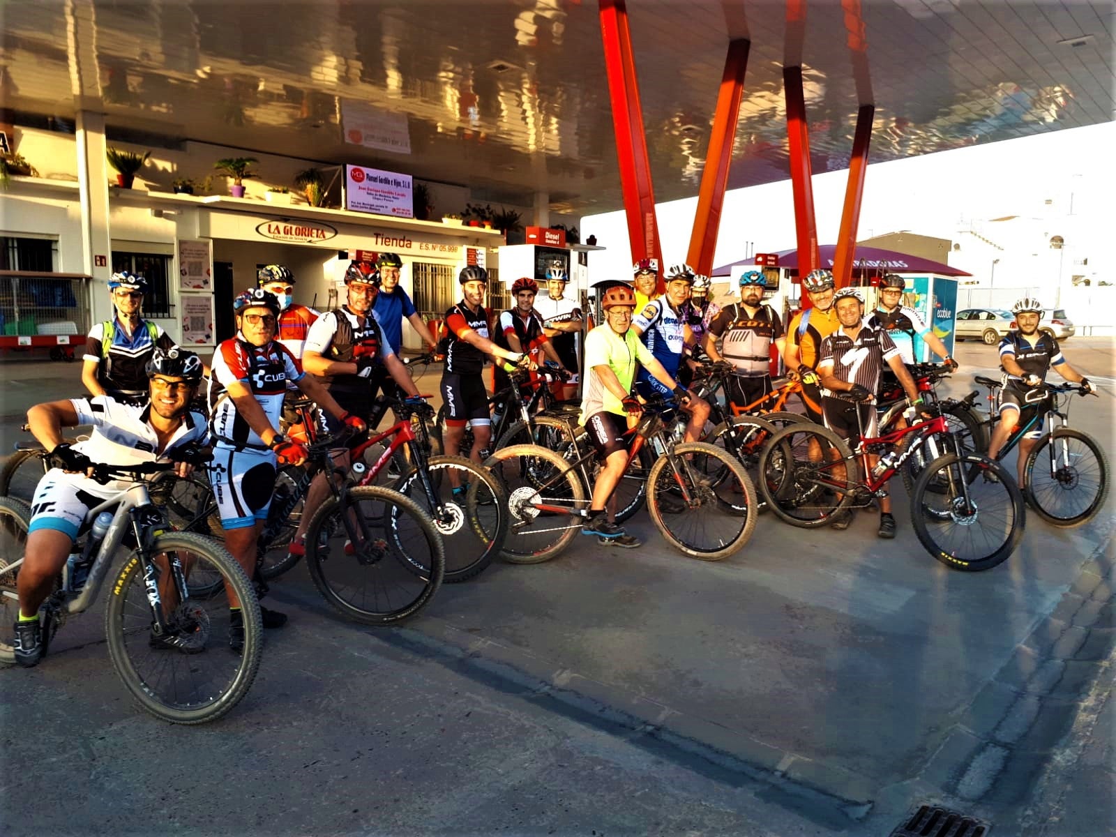 Ruta nocturna de verano Los Santos-Villafranca-Ribera en bici