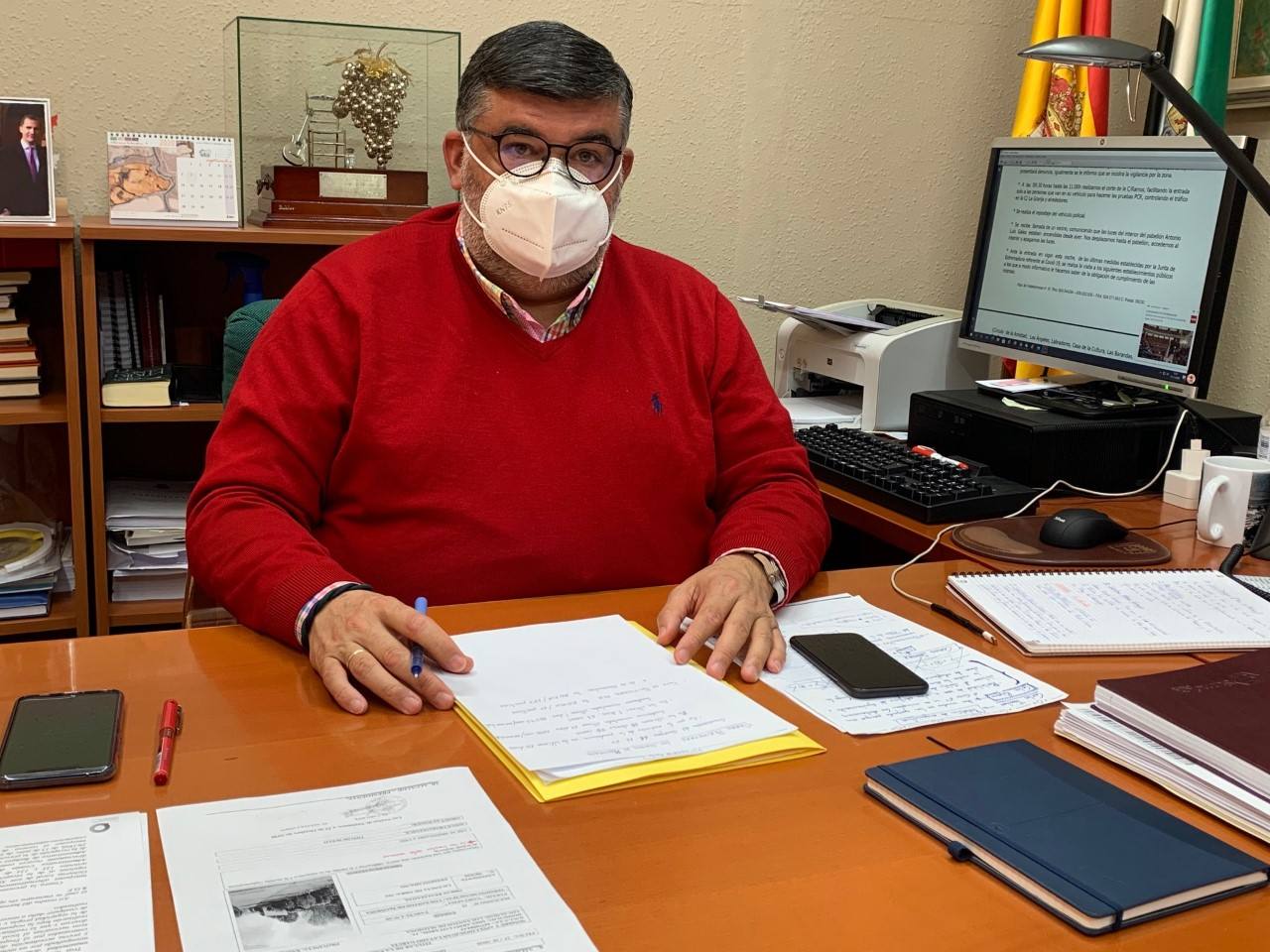 El alcalde de Los Santos, Manuel Lavado, ha dado positivo en COVID a través de una prueba de antígenos