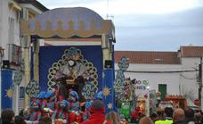 Con la Cabalgata de Reyes, comenzó la noche de la gran ilusión para los más pequeños de la casa