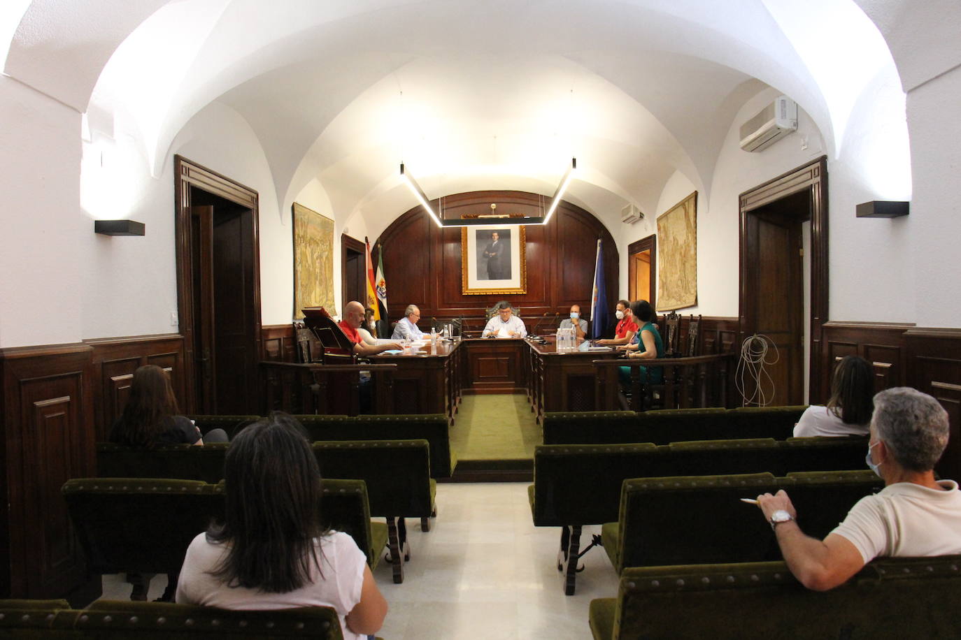 «Los problemas existentes en nuestro pueblo, señala el grupo socialista, se apartan y se mira para otro lado«