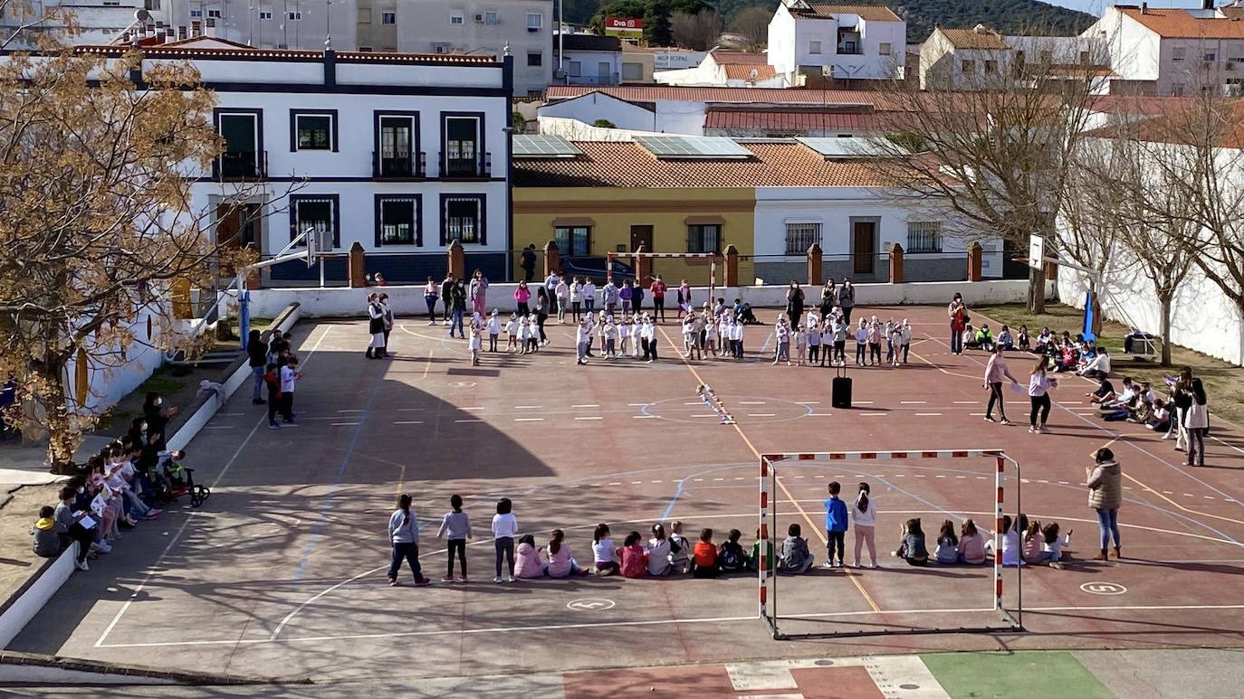 El Mauricio Tinoco ha celebrado el «Día de la Paz y la No Violencia»