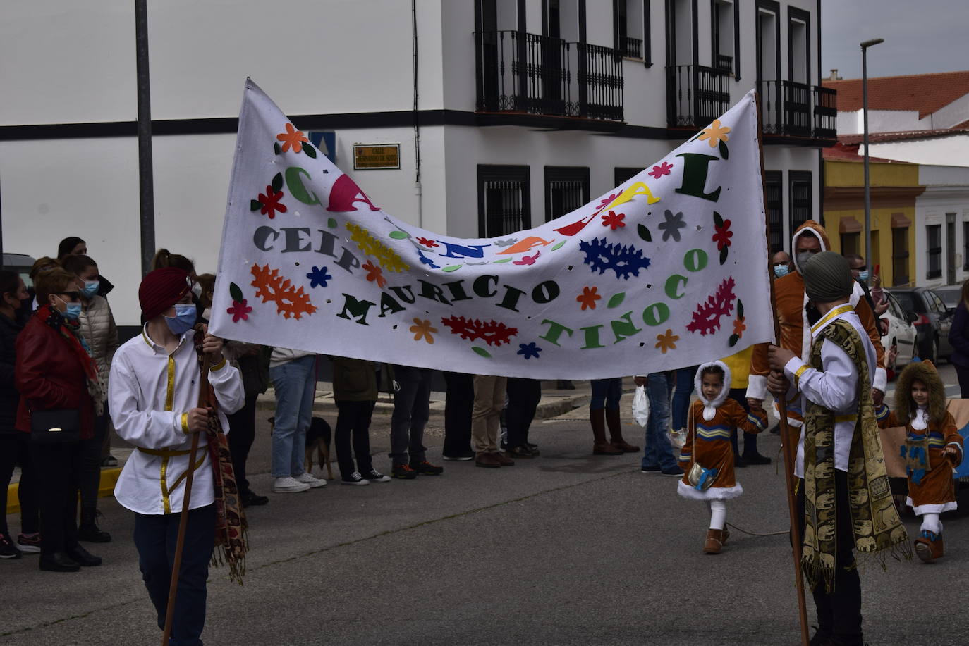 El colegio Mauricio Tinoco ha hecho su desfile de Carnaval