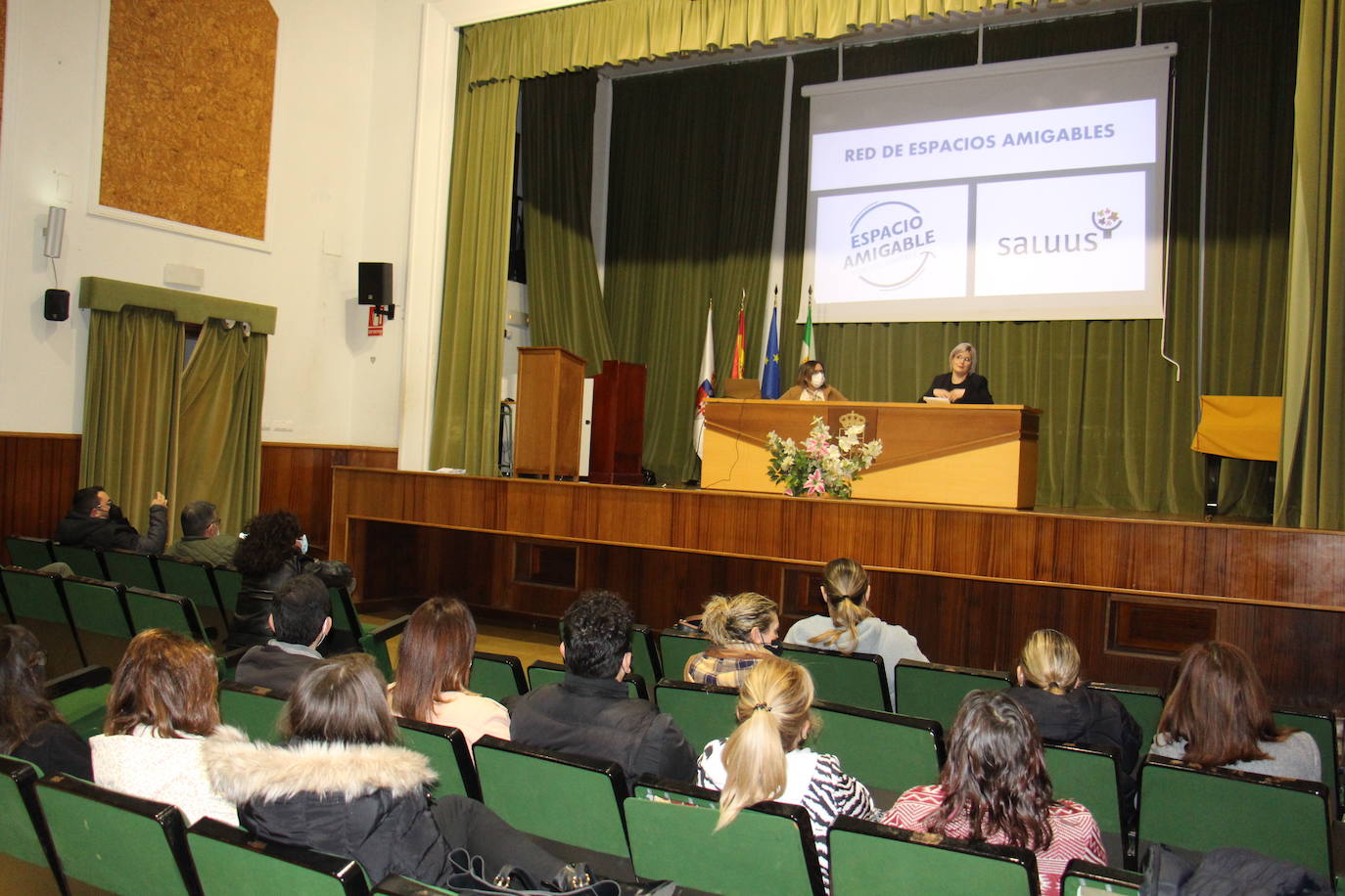 El Ayuntamiento presenta su nuevo proyecto turístico a las empresas locales