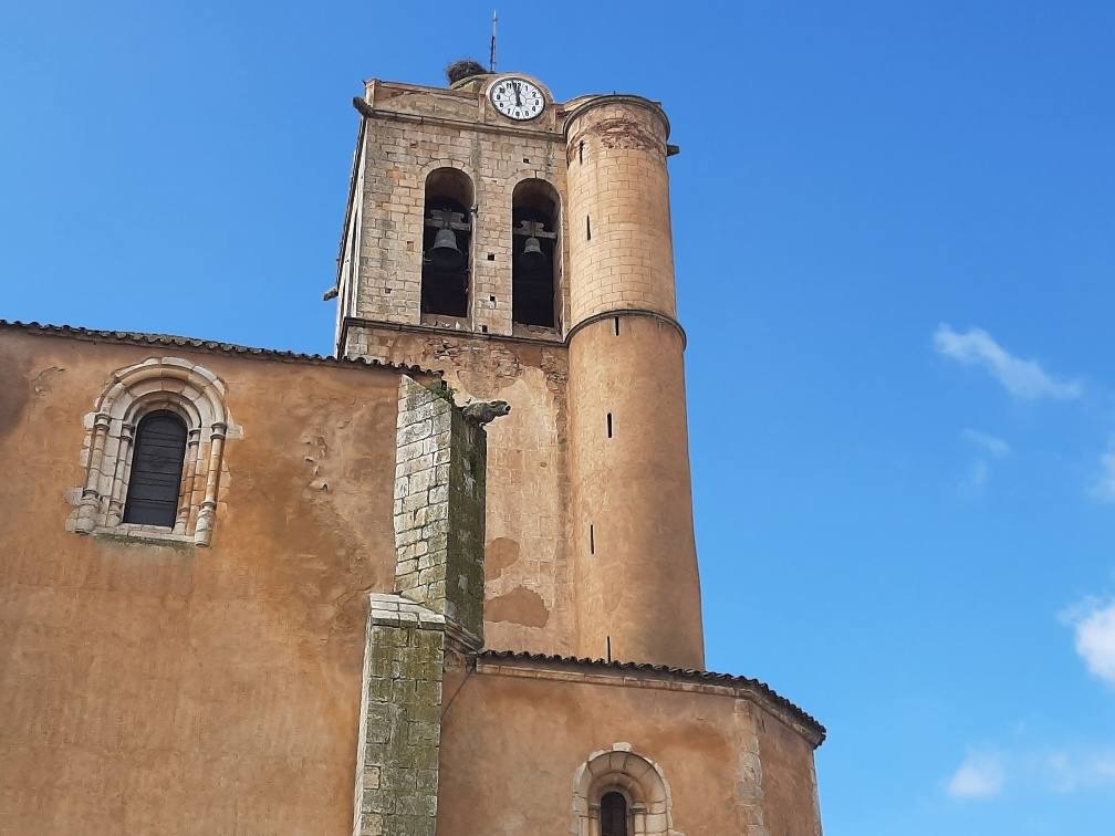 Las campanas de la Parroquia de Los Santos, se unieron al clamor de otros repiques por los pueblos vaciados