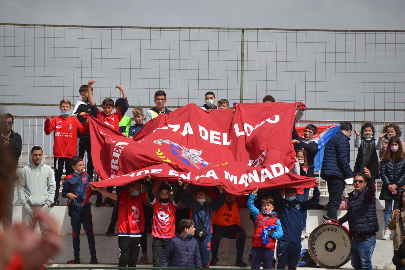 La Estrella recibe al Usagre en el último partido, con el 'pasillo de honor' a los jugadores campeones