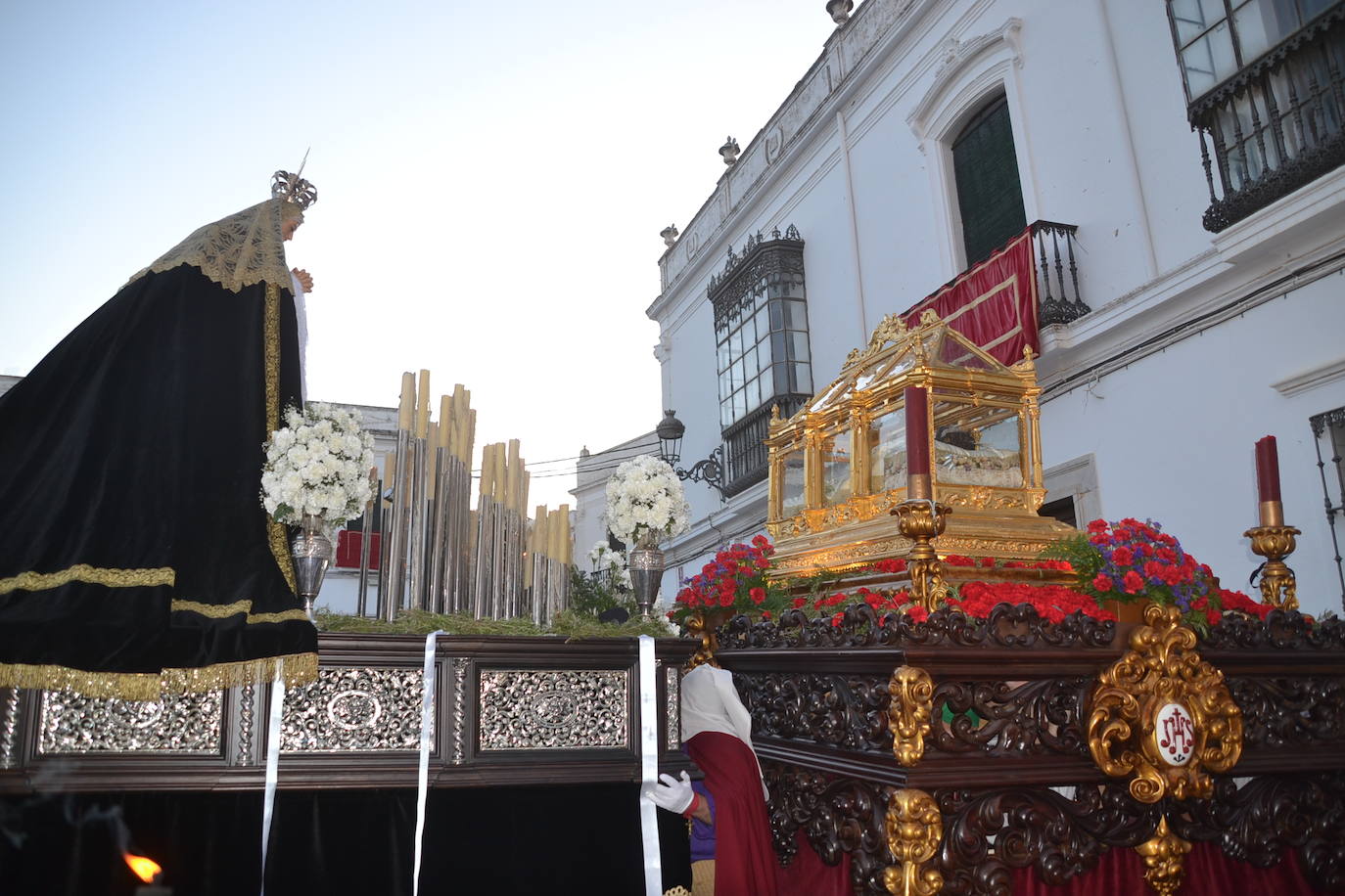 El Santo Entierro, una procesión elegante y solemne con el Cristo Yacente y la Virgen de las Angustias