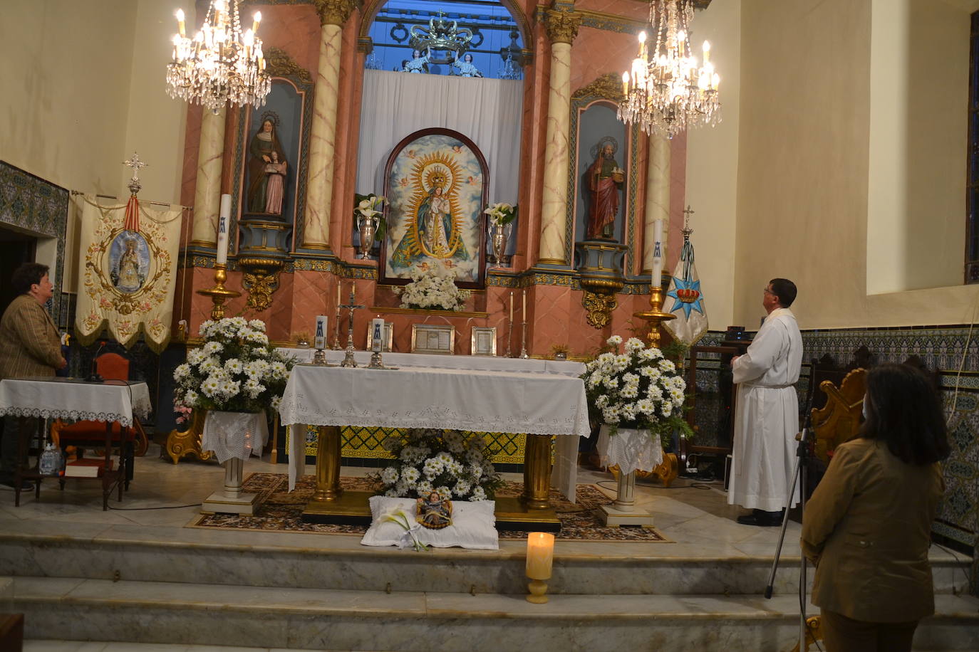 Emocionante encuentro de los santeños con su Virgen de la Estrella en un acto de desagravio tras el robo