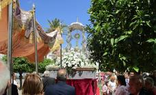 El día del Corpus congregó a centenares de santeños que vivieron con alegria la procesión del Señor