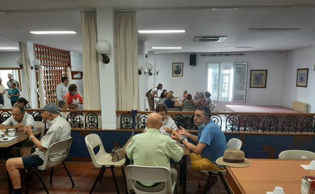 El Hogar de Mayores de Los Santos mantiene un gran número de actividades para sus asociados