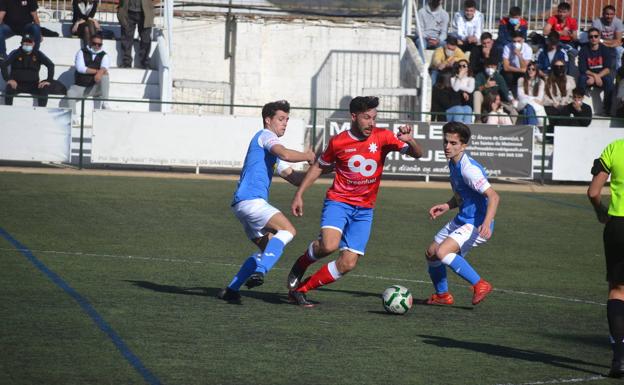 La Estrella sigue renovando jugadores para la Tercera, entre ellos Juanma Barros y Pablo