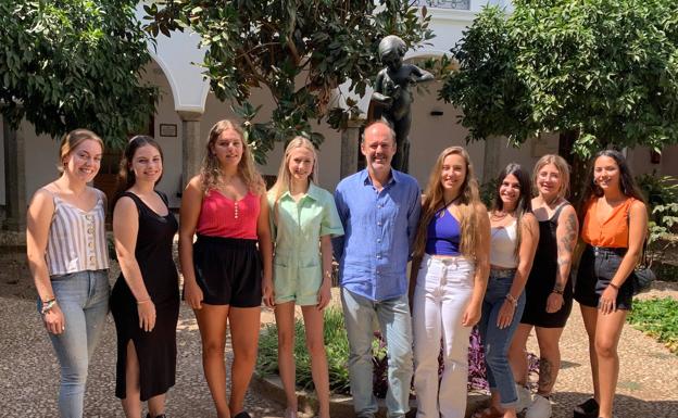 Nueve jóvenes santeñas aspiran a coronarse como Reina de la Fiesta de la Vendimia 2022