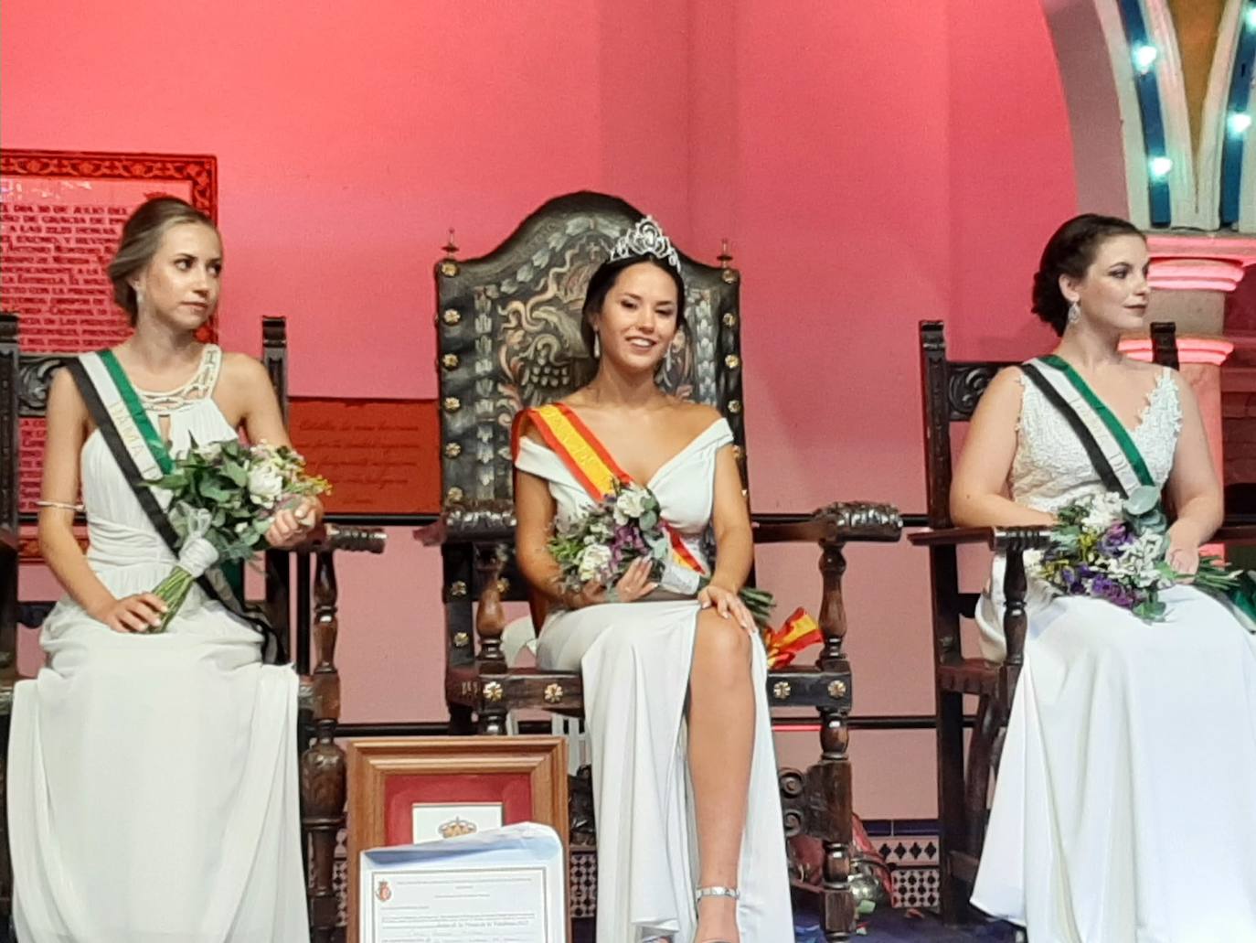 Carla Vázquez Montaño es la reina de la Fiesta de la Vendinia este 2022