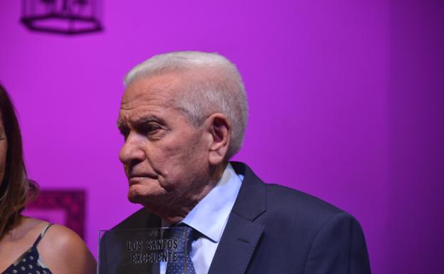 Julio Blanco, herrero y artesano de la fragua: «He amado siempre esta profesión y a este pueblo«.