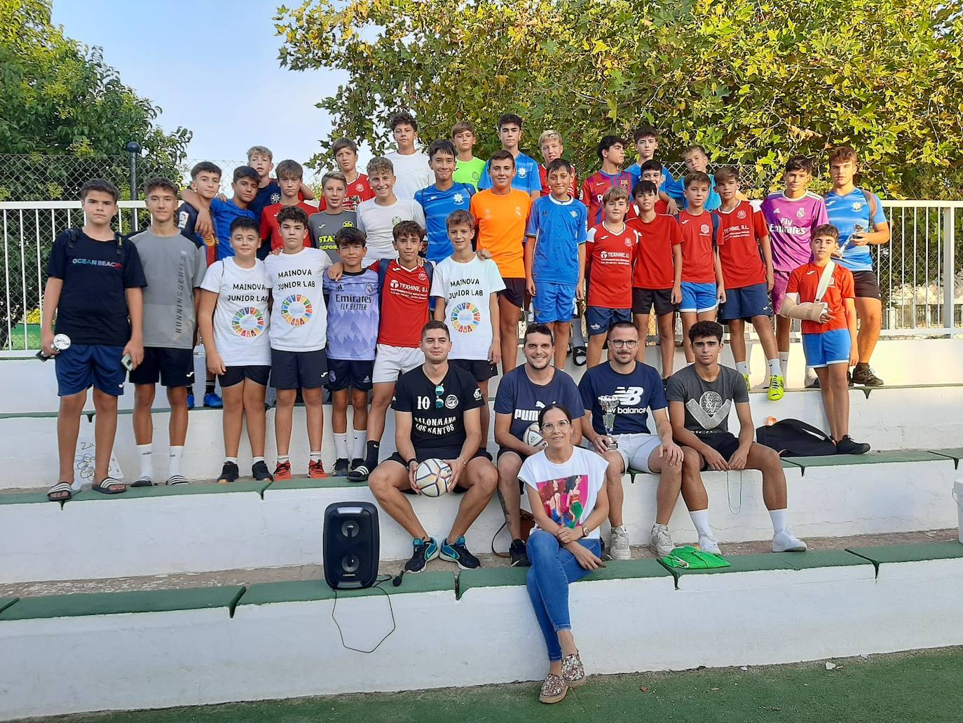 Más de 20 jóvenes han participado en la Pachanga Contra el Hambre desarrollado por alumnos de 2º de ESO
