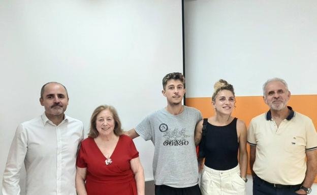 El palrraó del proyectu Assina, abaté si llega a Los Santos por un pinchazo en el cochecino