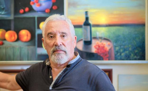 «Ahora, en mi jubilación, vivo tranquilo, me siento maduro en la pintura»
