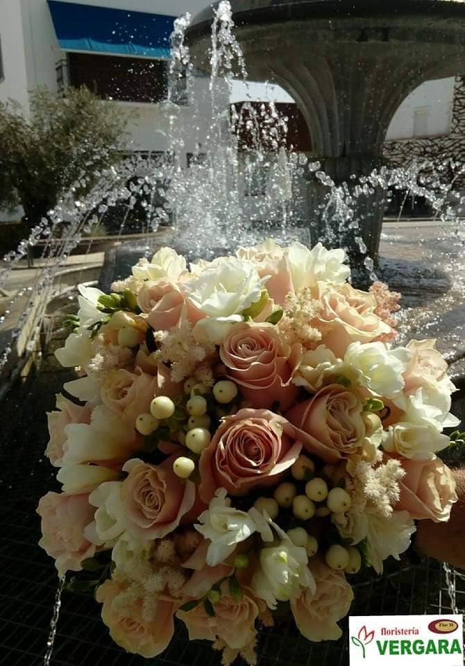 Con la festividad de los 'Difuntos' las floristerías se enfrentan a días de mucho trabajo