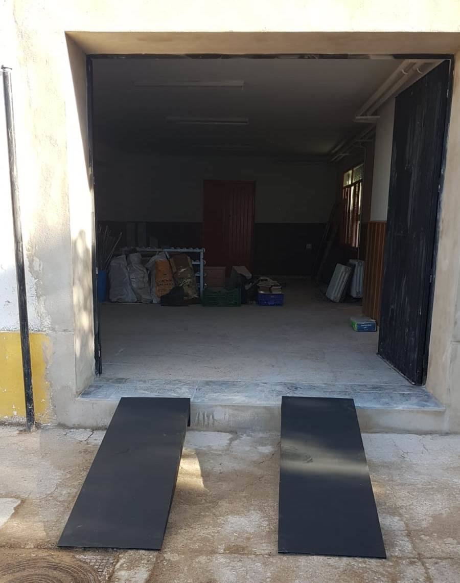 Ya se ha concluido la obra de la puerta del hospital de las monjas para poder entrar los 'pasos'