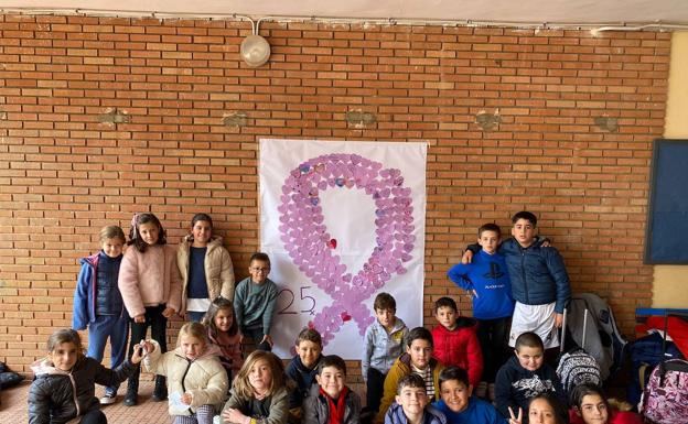 En el Romero Muñoz conmemoran el Día Contra la Violencia de Género