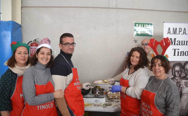 La 'Tapa Solidaria' se celebró este martes con mucho sabor y variedad de especialidades gastronómicas