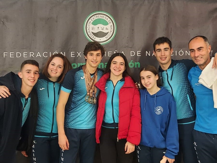 El Club Natación Maimona sigue luchando contra los elementos