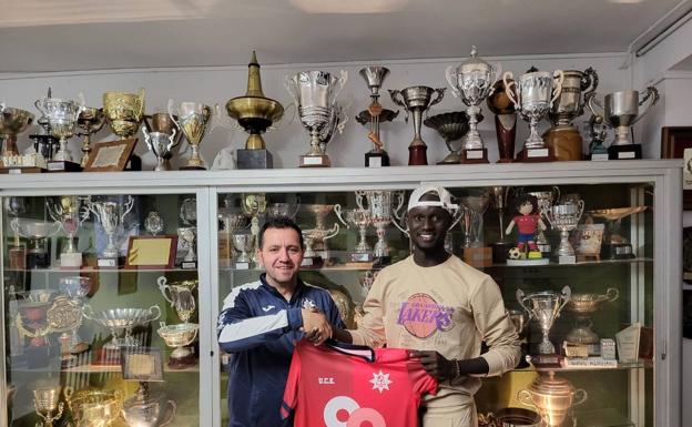 El jugador senegalés Niang, ya es oficialmente de la Estrella que hoy se la juega con el Arroyo