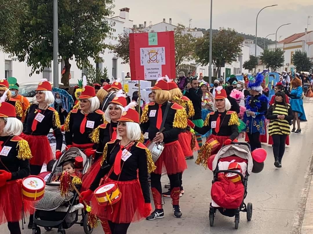 Este sábado se anuncia desde las seis de la tarde el gran desfile del Carnaval de Los Santos