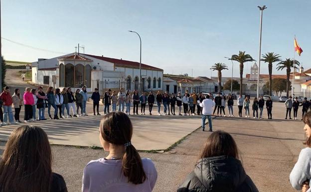 Los jóvenes que se preparan para Confirmación, vivieron un divertido Miércoles de Ceniza