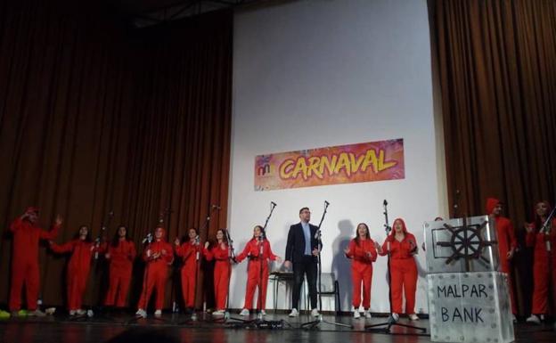 'Los Viajeros', primer premio del Concurso de Comparsas y Chirigotas