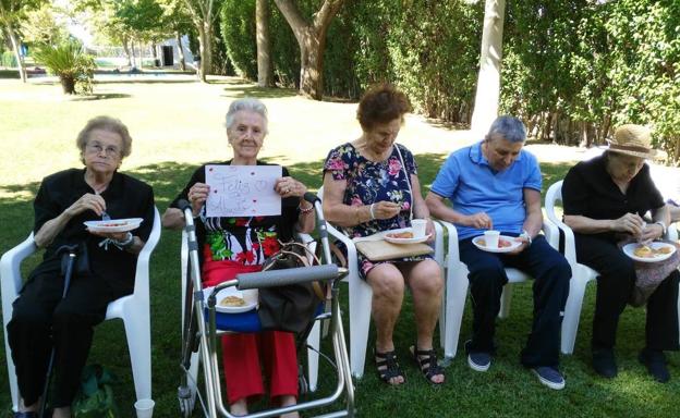Niños y mayores disfrutaron con las múltiples actividades del Día de los Abuelos