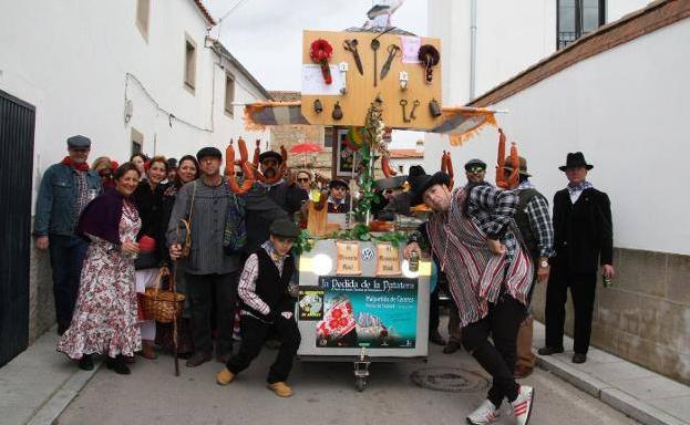 Unos 1.500 kilos de patatera atraerán hoy a Malpartida de Cáceres a 10.000 personas