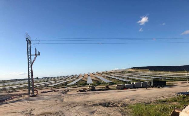 La nueva planta solar fotovoltaica de Malpartida de Cáceres se encuentra ultimando los trámites de legalización para su puesta en marcha