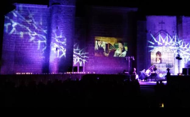 El Ayuntamiento suspende algunas fiestas de verano y mantiene, entre otras, las Veladas del Carmen o la Cena de Colores