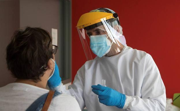 La Junta suma 44 nuevos casos y dos brotes nuevos, uno en Almendralejo y otro en Quintana