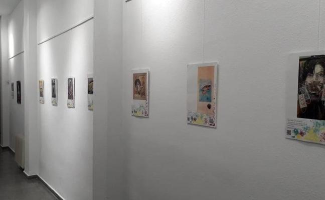 Exposición Cov Arte en la Casa de Cultura de Malpartida de Cáceres./Cedida