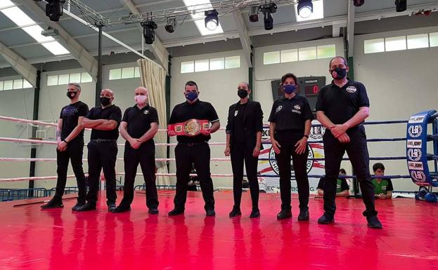 El referee malpartideño Diego Ignacio Rodríguez, director de la velada internacional Fightextrem de Kickboxing