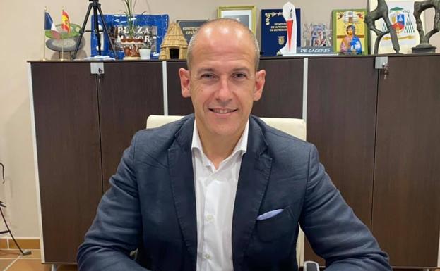 Alfredo Aguilera, alcalde de Malpartida de Cáceres, explica la actual situación tras la sentencia