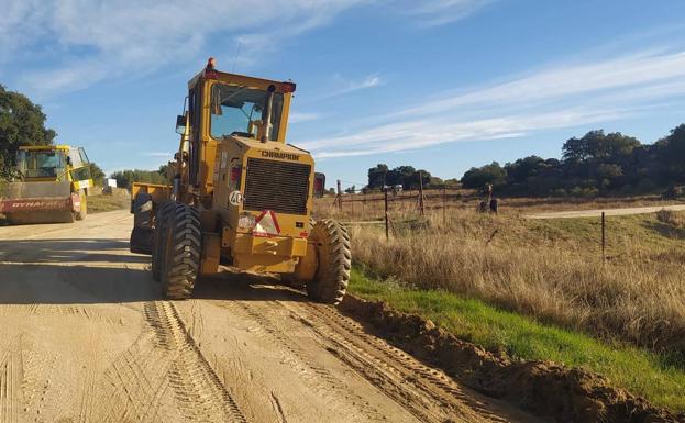 El Monumento Natural Los Barruecos cuenta con un nuevo aparcamiento