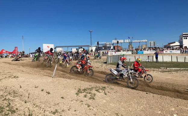 Gran jornada en la primera carrera con público en el Circuito Las Arenas