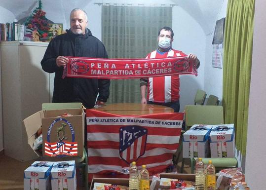 La Peña Atlética de Malpartida de Cáceres recauda 350 kg de alimentos con su operación kilo