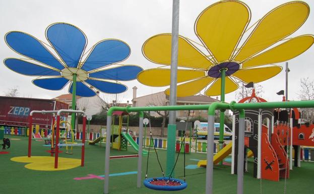 El Ayuntamiento de Malpartida llevará a cabo mejoras en los parques infantiles y mobiliario urbano