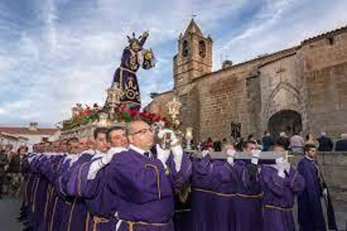Llamamiento para portar los pasos de Semana Santa de Malpartida de Cáceres